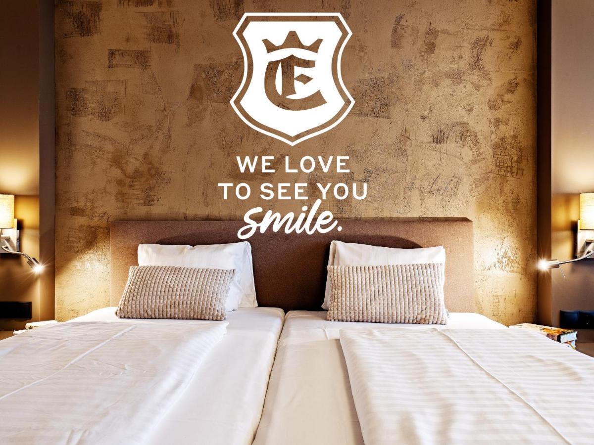 Stadthotel Eggerbraeu 임스트 외부 사진